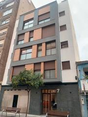 Etagenwohnung in Carrer de joaquín costa 7. Edificio cervantes  1º d