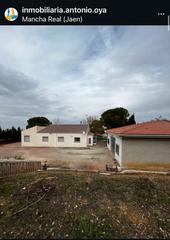Xalet en Mancha Real. Se vende chalet en mancha real