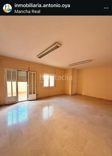 Foto 7585db3d-706b-4785-9f17-577cd7386d74. Pis a Mancha Real