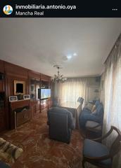 Casa adossada  Calle levante. Se vende casa en mancha real