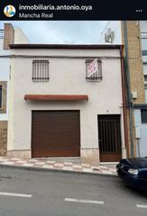 Maison à Mancha Real. Se vende casa/local en mancha real