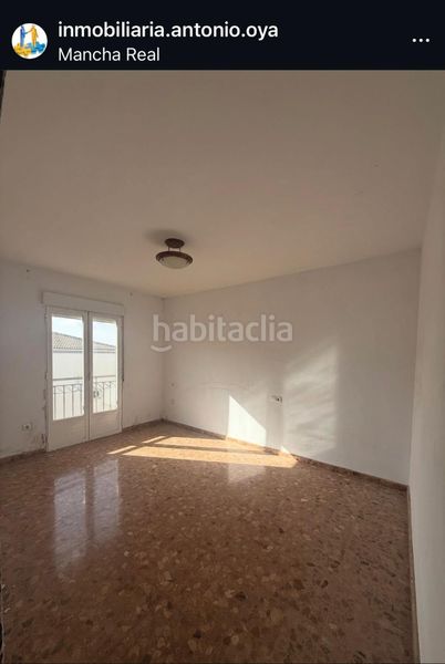 Foto d7709885-d5c8-4001-8540-98c2cc672042. Casa amb aparcament a Mancha Real