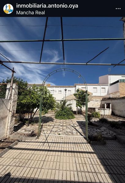 Foto e6d13008-51ac-4851-956b-9f8faea6faf0. Casa amb xemeneia a Mancha Real