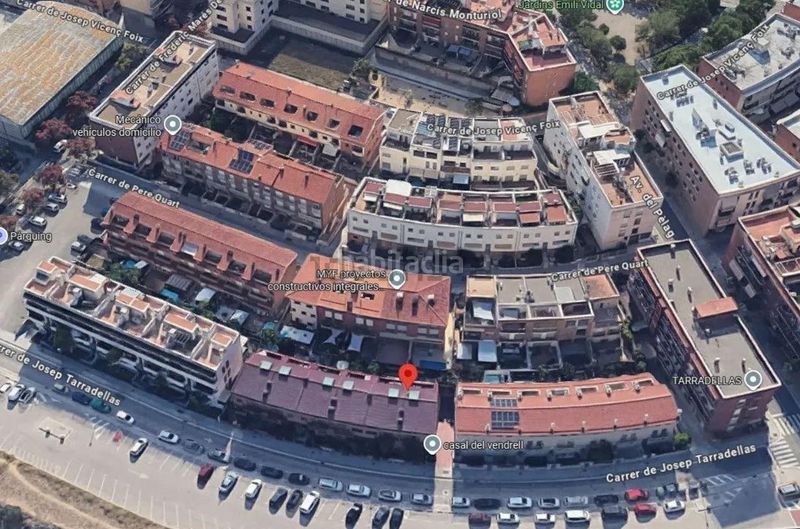 Foto 74be203f-5797-456c-bac2-396843272c5b. Casa adossada amb aparcament a Centre Vendrell (El)