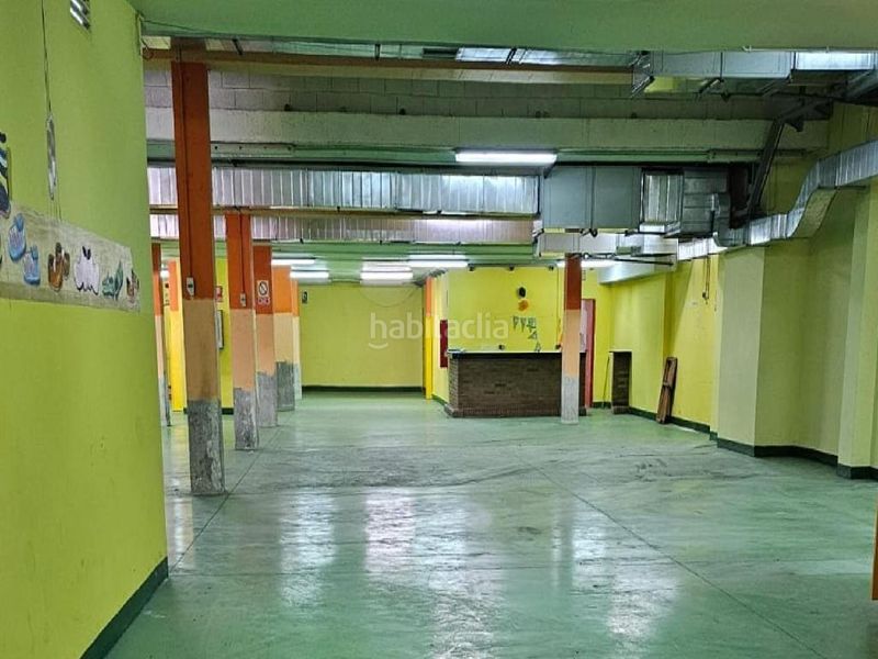 Foto 0db071f2-90dd-4e32-9f2e-ef497bcd5196. Local comercial a Centre Vendrell (El)