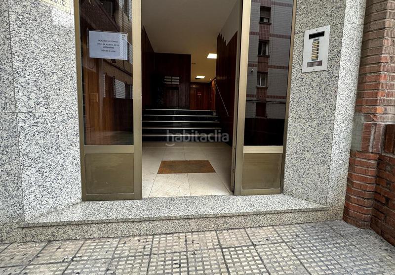 Foto 3a70bd80-1e19-4cf9-ab82-83d8c6b7b2b3. Local comercial a Centro Santurtzi
