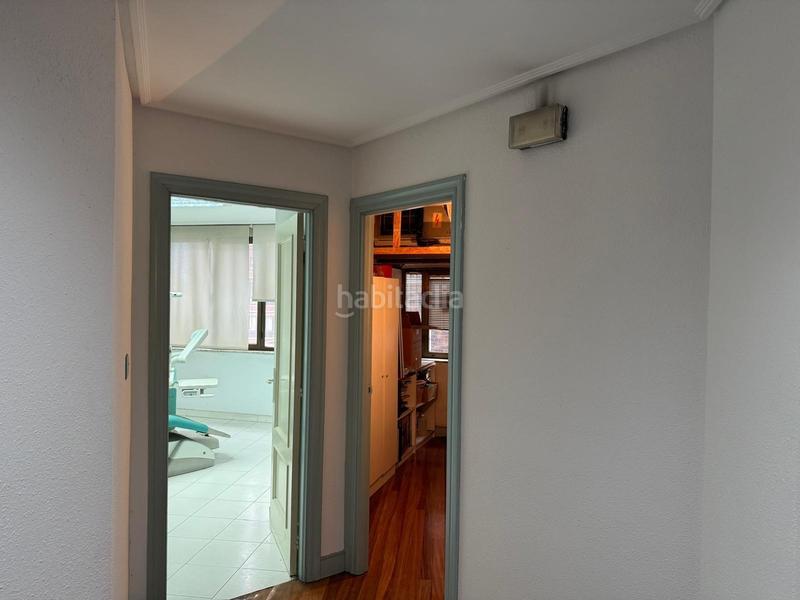 Foto c1e5b9cd-453b-46d3-80e9-1c1ea9c4304f. Local comercial a Centro Santurtzi