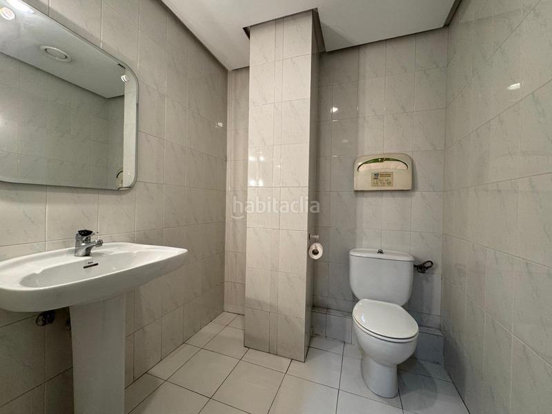 Foto ea254598-3c1f-4275-9e19-3e5a8362346a. Local comercial a Centro Santurtzi