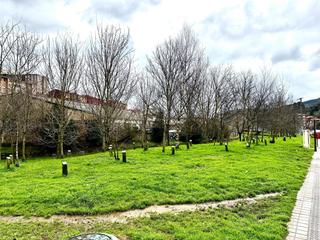 Local commercial à Valle de Trápaga - Trapagaran. En venta lonja en labur kalea