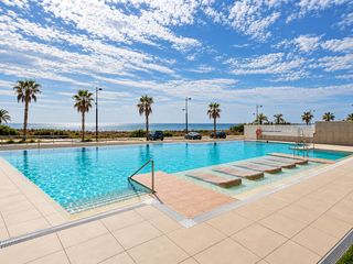 Appartement in El Peñoncillo. Bajo junto a la playa en dunas beach, torrox costa