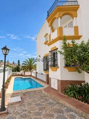 Chalet in La Malagueta - Monte Sancha. Chalet pareado en venta en malagueta  monte sancha