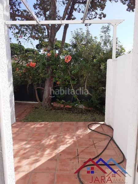Foto 5ff72f56-dcaa-4b63-82d0-cb21250b2aaf. Miete chalet mit heizung parking in Vistahermosa Puerto de Santa María (El)