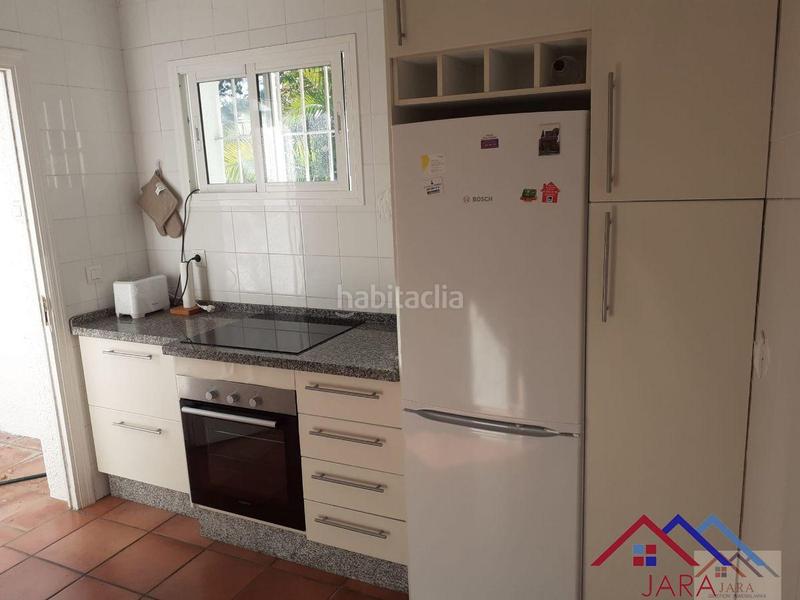 Foto 587211a4-645b-4bb2-a91f-7eeeebe3f247. Rent chalet with heating parking in Vistahermosa Puerto de Santa María (El)