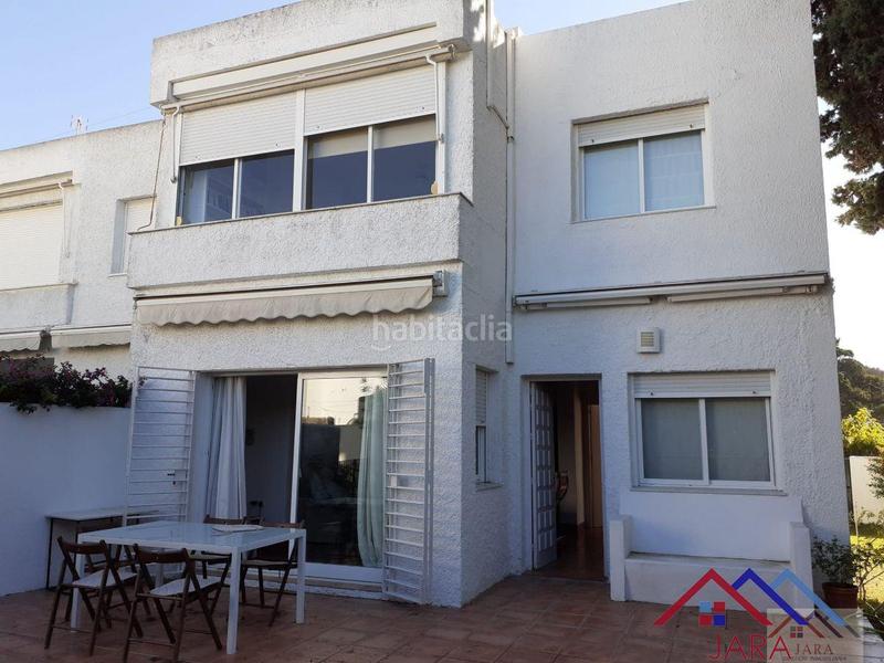 Foto f0bff336-43e3-484c-adaf-9f1581c1cc08. Rent chalet with heating parking in Vistahermosa Puerto de Santa María (El)