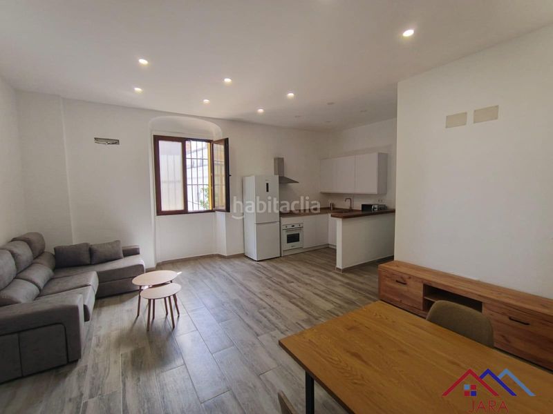 Foto 27fd0c72-e6f9-405e-b3ab-d17a5a6b323c. Lloguer apartament amb calefacció a Centro Jerez de la Frontera