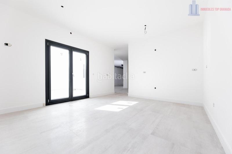 Foto 1aef89bc-cdc8-4297-aab5-fbc56bda080e. Haus mit parking in Poniente Armilla