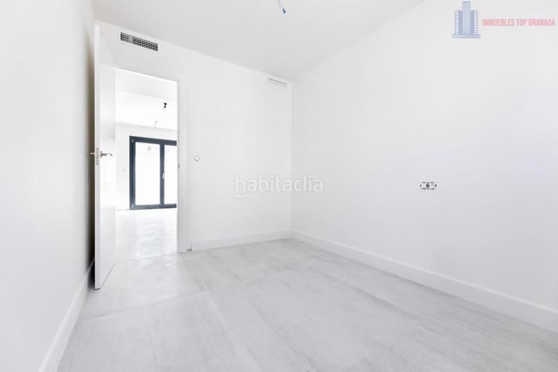 Foto 5b622cfa-c7a1-4352-a0e5-03fb369caca3. Haus mit parking in Poniente Armilla