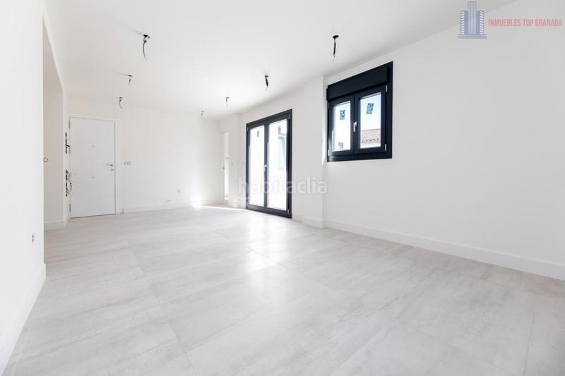 Foto dfc8ea89-3041-4b0a-bdf5-7b6a73d3bd24. Haus mit parking in Poniente Armilla