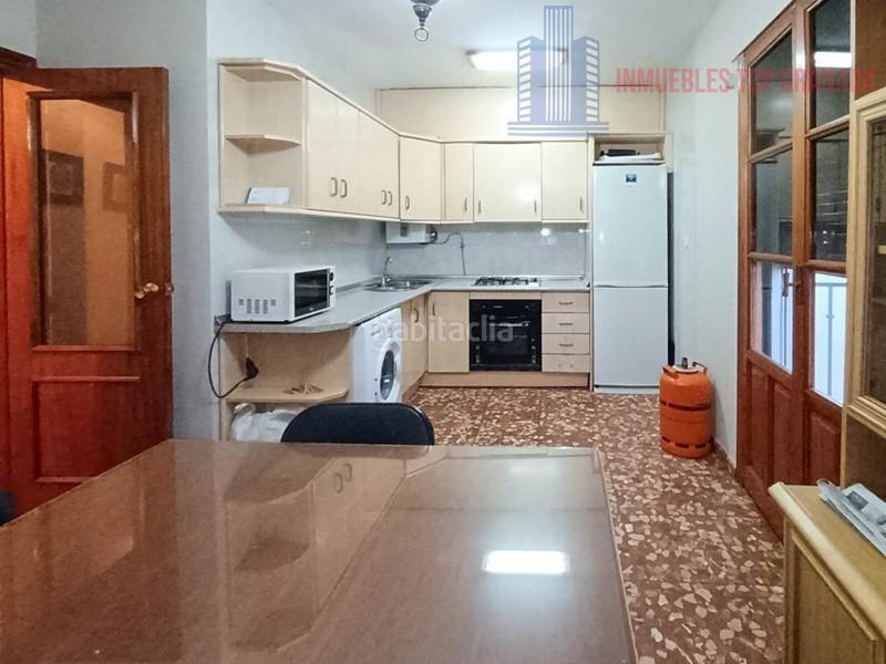 Foto 6aac327e-6541-4041-b496-ad52f4f46ef0. Apartamento  en Montefrío