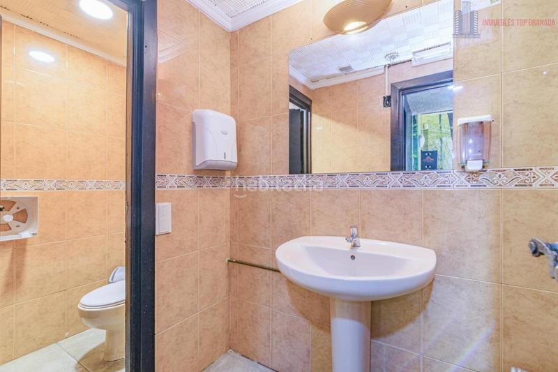 Foto bfc61a99-88b9-4898-96f9-f75d1ca42332. Local commercial dans Santa Fe