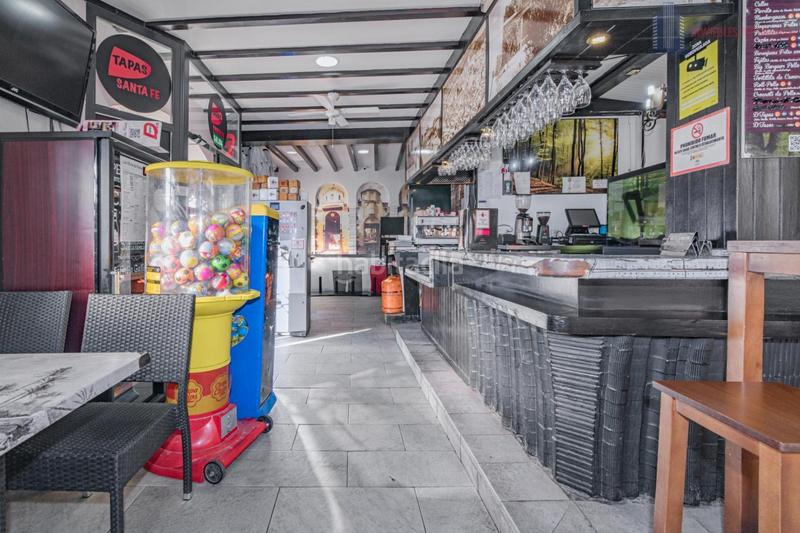 Foto f7ec5a58-0683-47f1-8f7d-083d3f0c4087. Local commercial dans Santa Fe