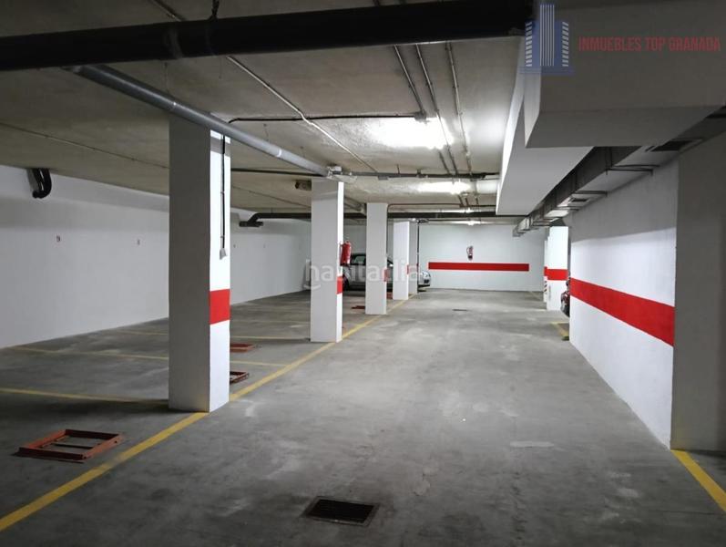 Foto 3d82f994-98fb-4e0a-bf26-d4513df8e0a4. Parking coche garaje en Santa Fe