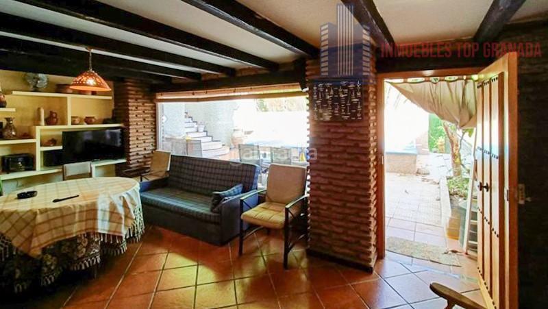 Foto c2835bc1-5221-439e-9538-298441dbdb1b. Chalet with heating parking pool in Alfacar