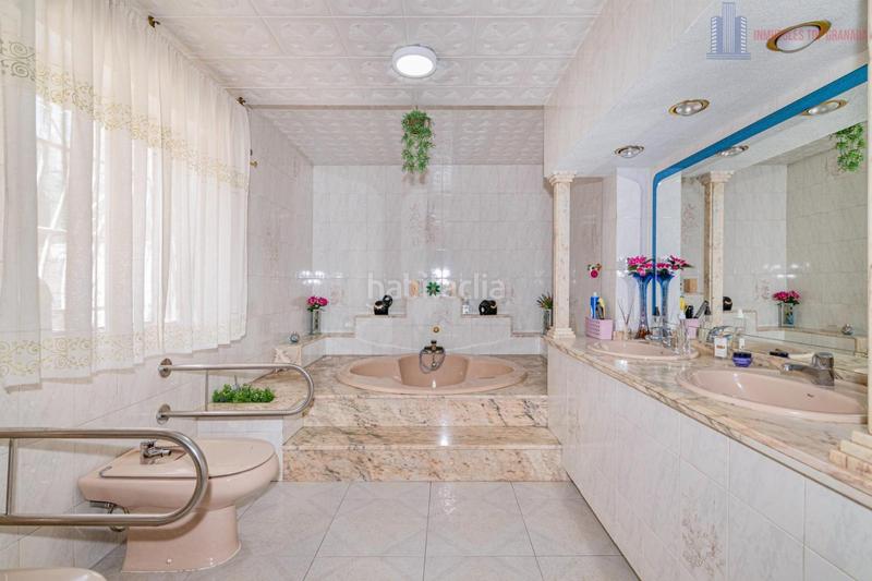 Foto 2fc974be-e7ab-4c14-ac4f-d1cf48cc045f. Business premise in Urbanizaciones Alhendín