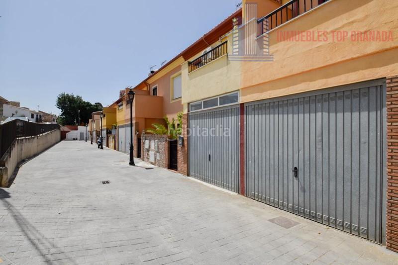 Foto 3ba7574d-e59d-4917-8014-3bdac69227f2. Maison jumelée dans avda. pablo picasso 2 dans Polideportivo Alhendín