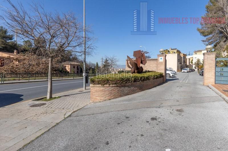 Foto 43cb847d-4f58-4cae-afa7-e5624b9f5d17. Casa amb calefacció aparcament a Haza Grande Granada