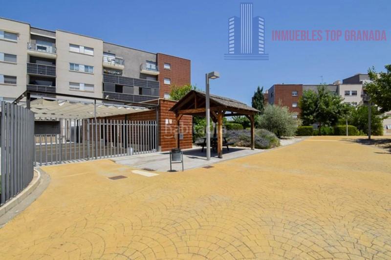 Foto c6ba35f1-21b2-4d7e-b414-8df81da7dfb3. Piso en avda. circunvalacion 9 piso en Carretera de Granada-La Alcazaba Alhendín