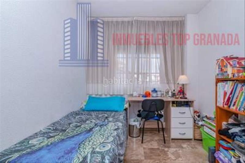 Foto f5576fc0-f35b-40f3-afb9-7b7c6cb34b24. Appartamento con piscina in La Zubia Ciudad Zubia (La)