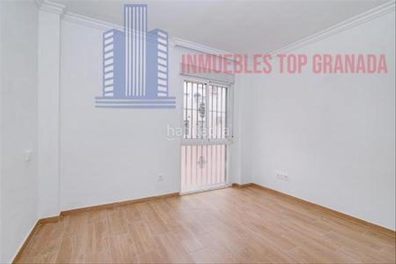 Foto 5bcbf7d8-cd3d-4de0-bafc-daf13ef67943. Apartament a Parque de la Ermita Churriana de la Vega