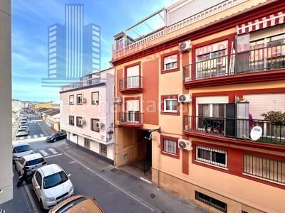 Foto e5e911a9-445f-4e74-a77a-3274967f502a. Piso  en Maracena