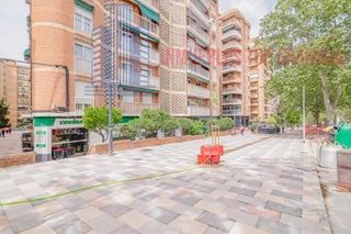 Flat  Aved. cervantes 22. Granadapiso