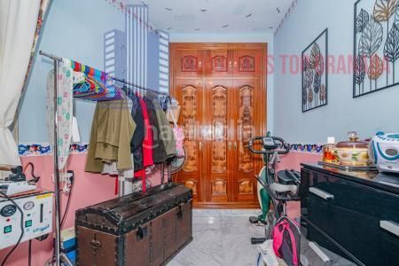 Foto 8215d8a0-fd04-4efd-9df5-e0f5cbbe189f. Casa amb aparcament a Maracena