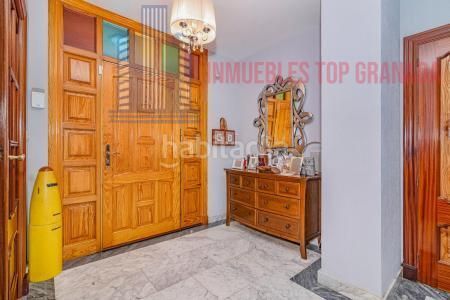 Foto bcaf012f-4490-40ac-a24e-7a9fd740ec5a. Casa amb aparcament a Maracena