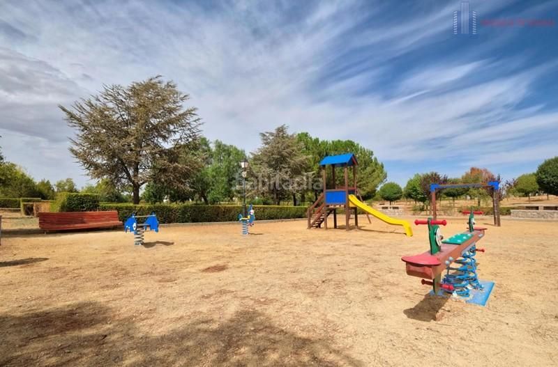 Foto a06082f6-075d-420d-bf5d-89e264e111f1. Terreny residencial a Dílar