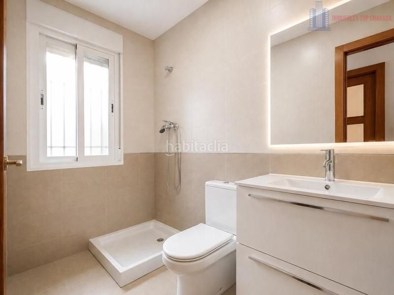 Foto e4cf83a2-f6cb-4edc-9350-a9be0a5d5882. Casa a del estoque 35 a Atarfe