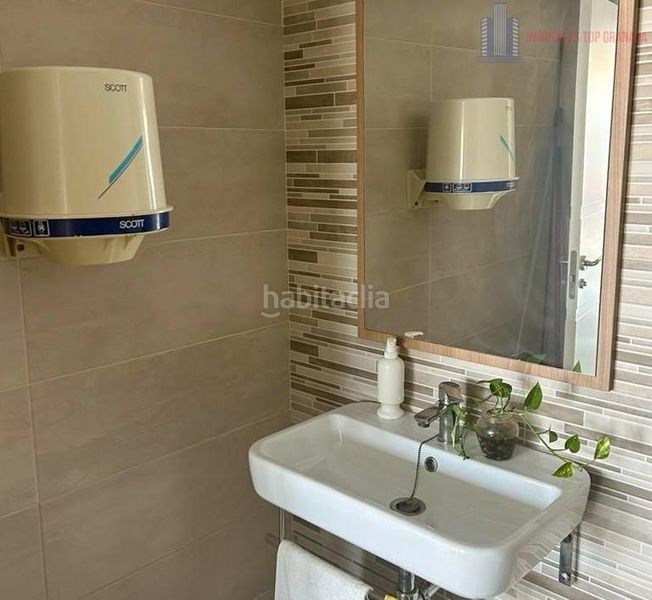 Foto b723f3c7-ee18-4ea3-8157-2ee5e0566361. Local comercial en san pablo local en Atarfe