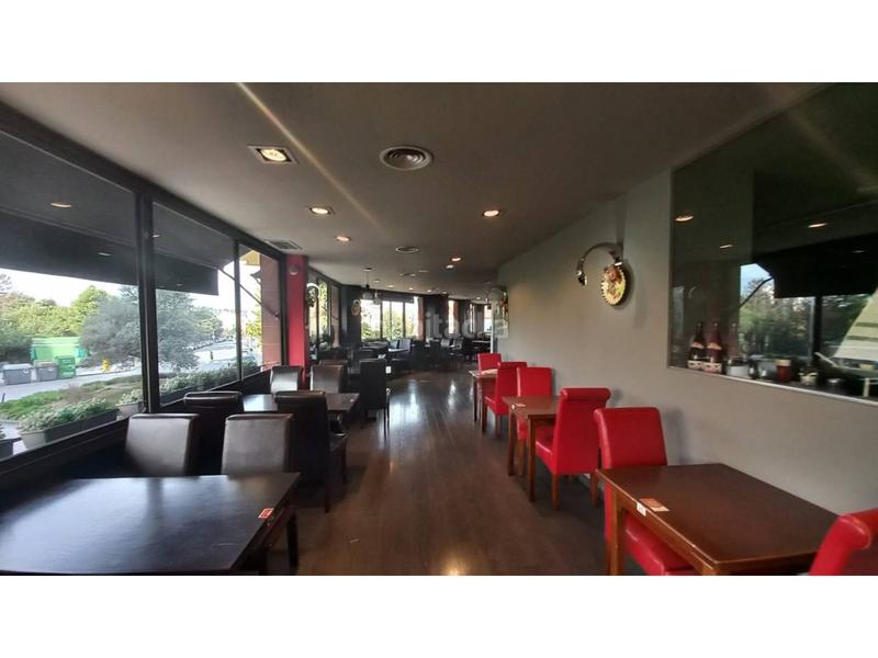 Foto 6edc5981-c27e-458f-8609-3f1b2952f6aa. Locale commerciale in josep carner 1 in Font Verda Granollers