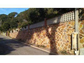 Finca rústica a Mataró 27. Promoción de dos terrenos urbanos en la misma parcela en dosrius