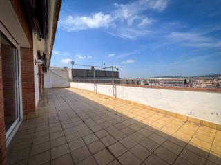 Penthouse in Muntanya 139. Ático venta terraza paseo montaña