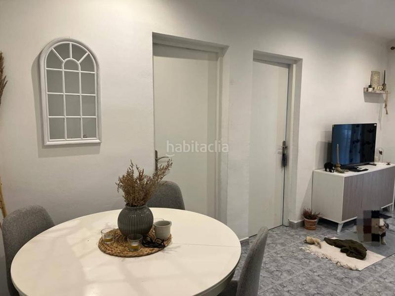 Foto b8ef5860-c327-4d3d-8224-5c2d88a53c61. Pis a Canovelles