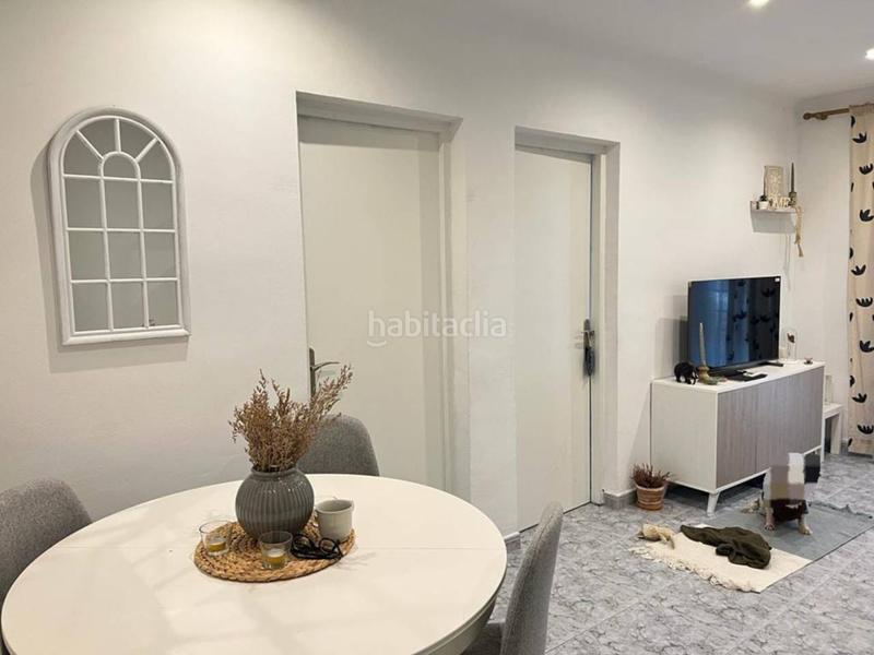 Foto d971a4b1-5b4f-4fc0-b689-fc53c2b8a371. Pis a Canovelles