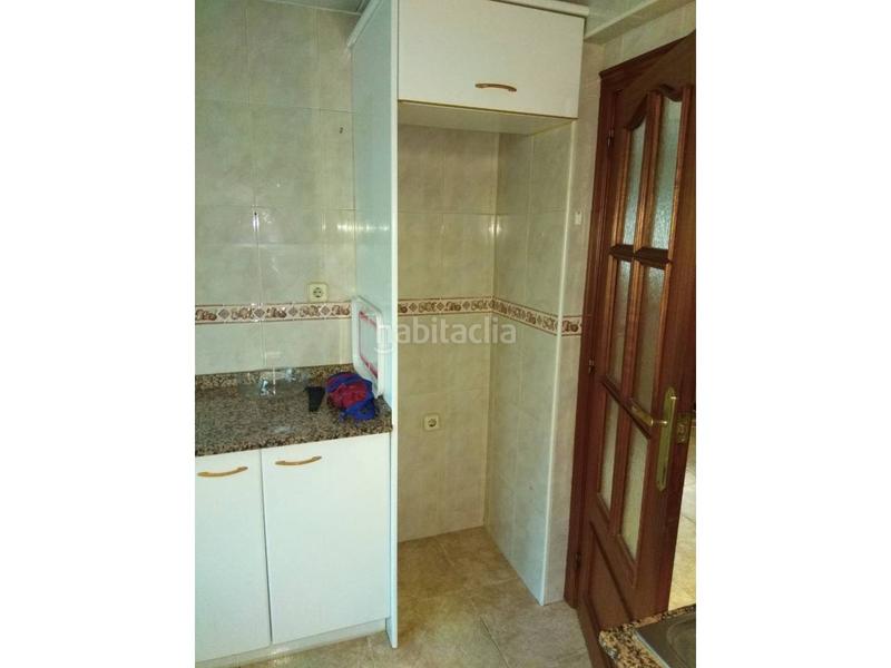 Foto 0eb8b680-f915-4e92-a2b0-292b62424b51. Piso  en venta con inquilino casas baratas en Granollers
