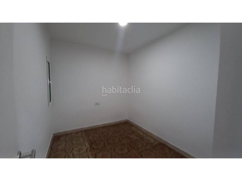 Foto 7b4095ee-675f-46e1-9ef1-d7cad8c141ec. Appartamento in Les Arenes - La Grípia - Can Montllor Terrassa