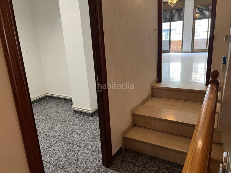 Foto addb0e0e-3018-4bdf-af0b-f35f477b3869. Semi detached house with heating in Canovelles