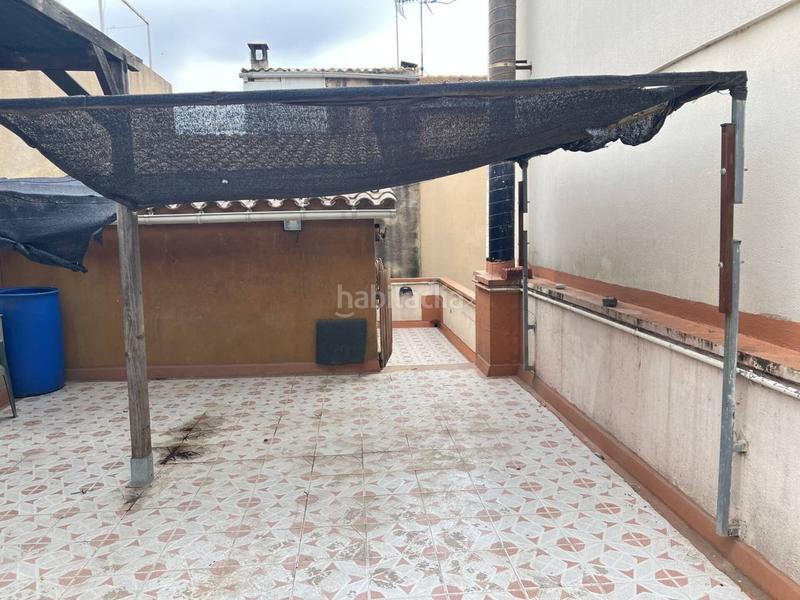 Foto e0cf5af7-a020-4b3d-9d66-4e569eb26f0e. Semi detached house with heating in Canovelles