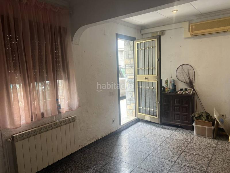 Foto e9f36493-67d7-4077-9aad-377553956d12. Semi detached house with heating in Canovelles